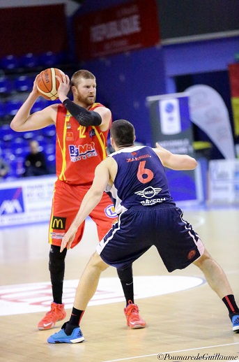 Brian Freeman et les Tarbo-Lourdais disputeront pour la première fois les playoffs (photo : Guillaume Poumarede)