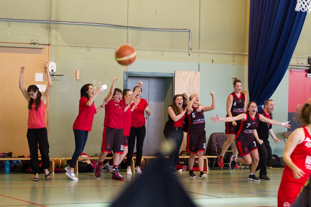 La joie des Cugnalaises, qui évolueront en prénationale à la rentrée (photo : Sébastien Clavaud)