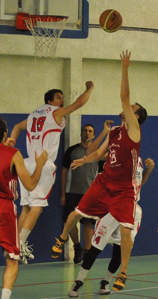 Plus réguliers, Maxime Nauze Martinez et le Net's ont conclu leur saison 2015/2016 par une victoire (photo : Benjamin Bonneau)