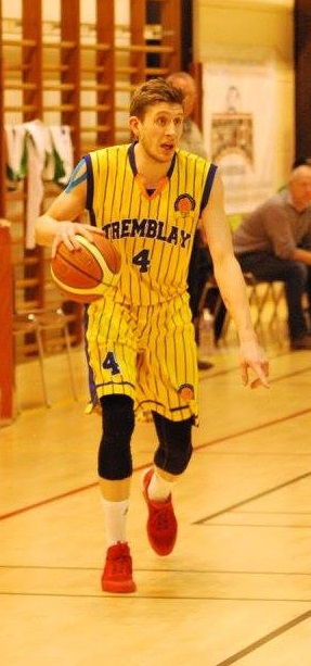 Quentin Hanck évoluera aux côtés de François Couret et Pascal Tajan à l'extérieur (photo : TAC Basket)