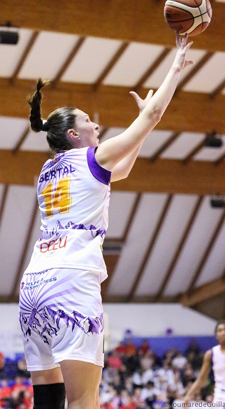 Elodie Christmann a sorti un énorme match pour venir à bout du NRB (photo : Guillaume Poumarede)