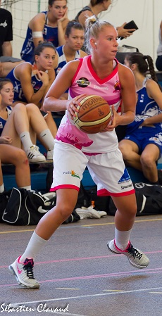 Alice Vérine et les Rochelaises ont su se montrer constantes pour dominer Colomiers (photo : Sébastien Clavaud)